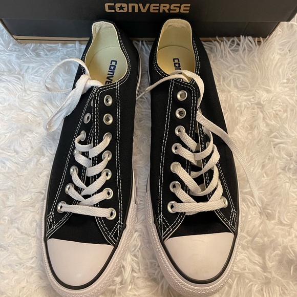 Converse sneakers new